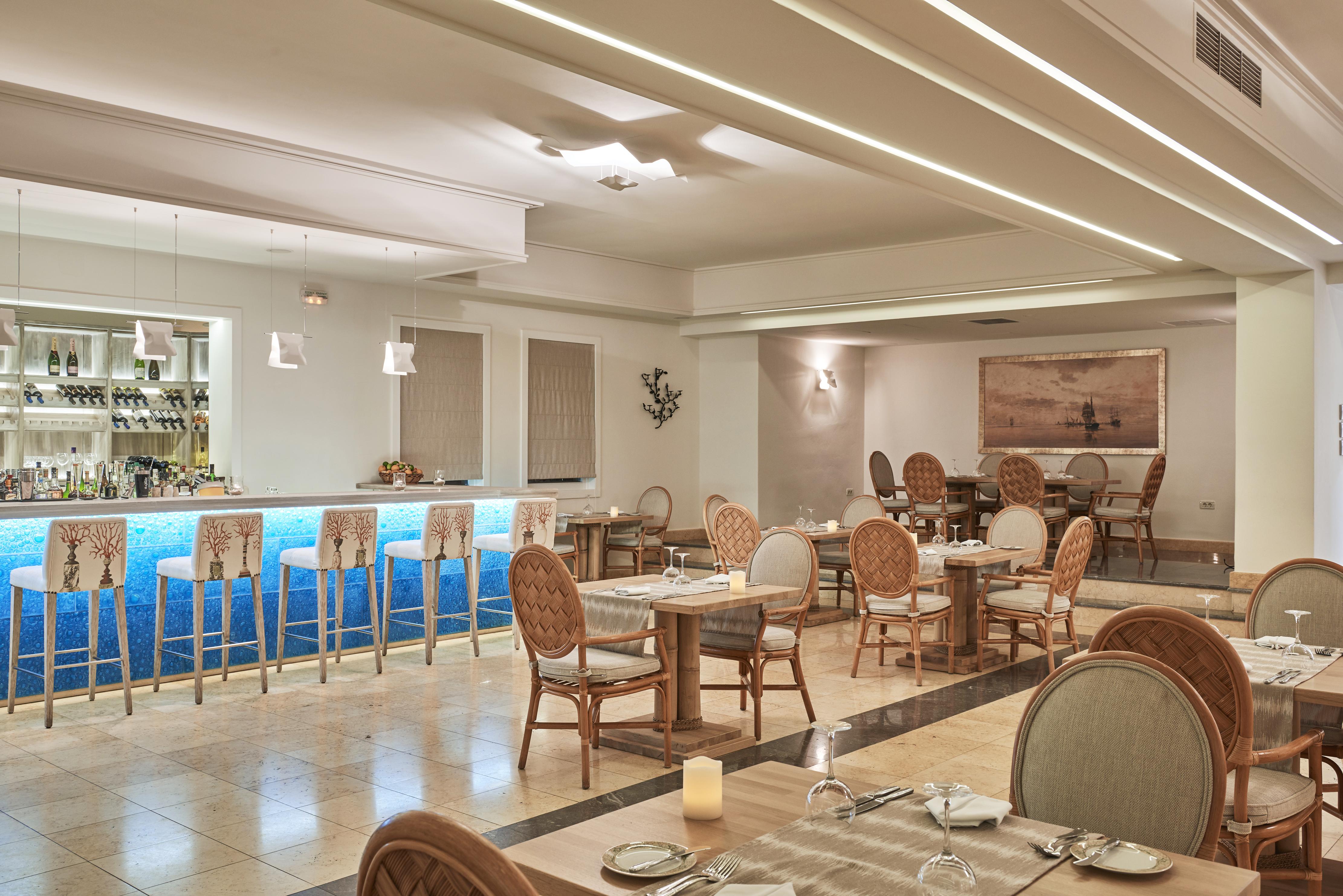 Saint John Hotel Villas & Spa Agios Ioannis Diakoftis Exterior foto The restaurant