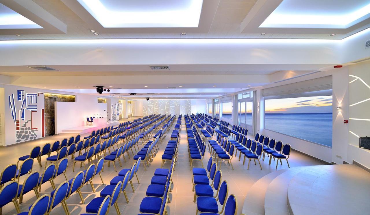 Saint John Hotel Villas & Spa Agios Ioannis Diakoftis Exterior foto The main conference hall