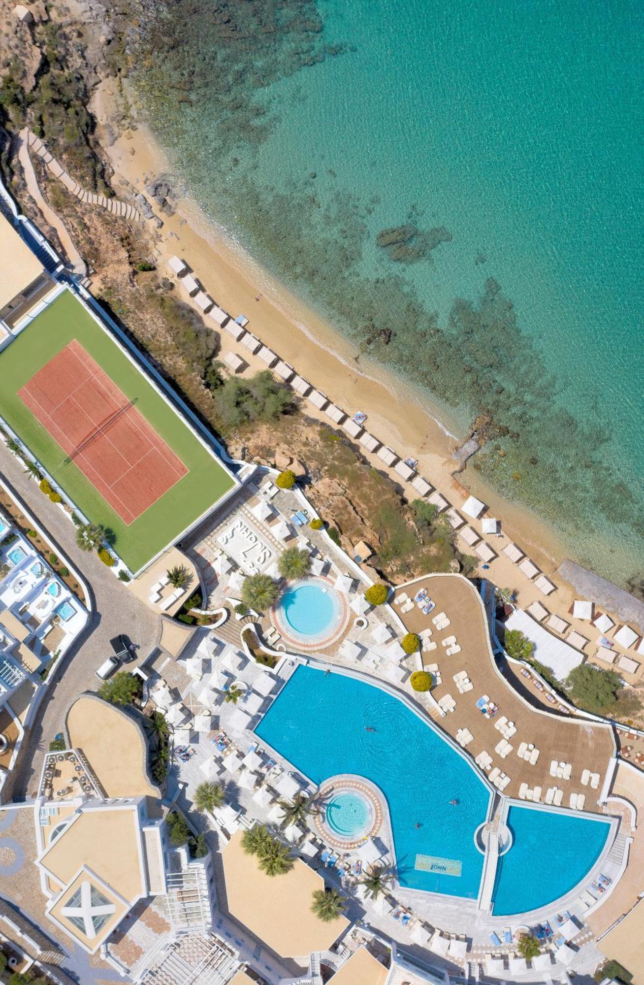 Saint John Hotel Villas & Spa Agios Ioannis Diakoftis Exterior foto Aerial view of the tennis court